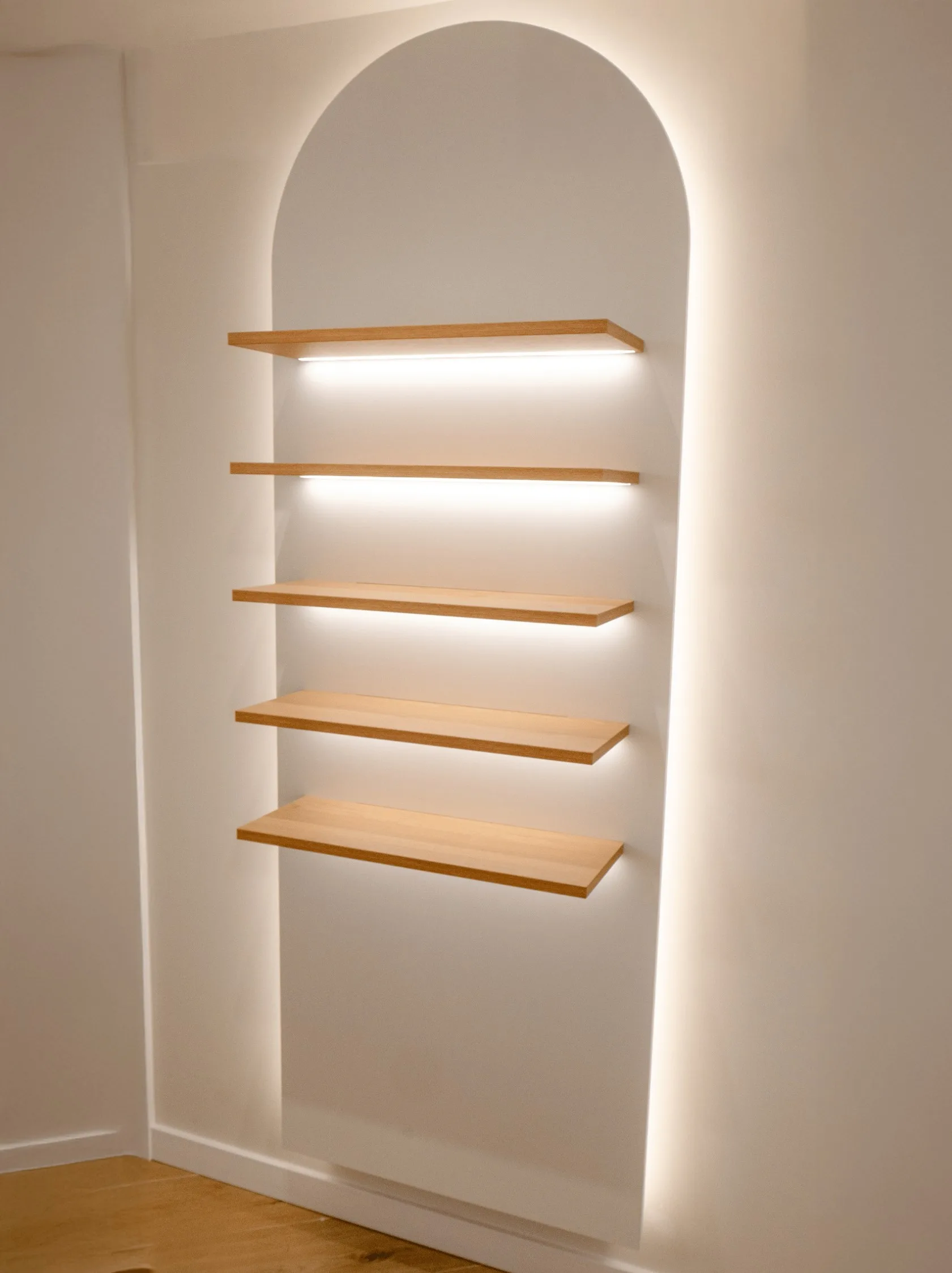Expositor Lumina - 4