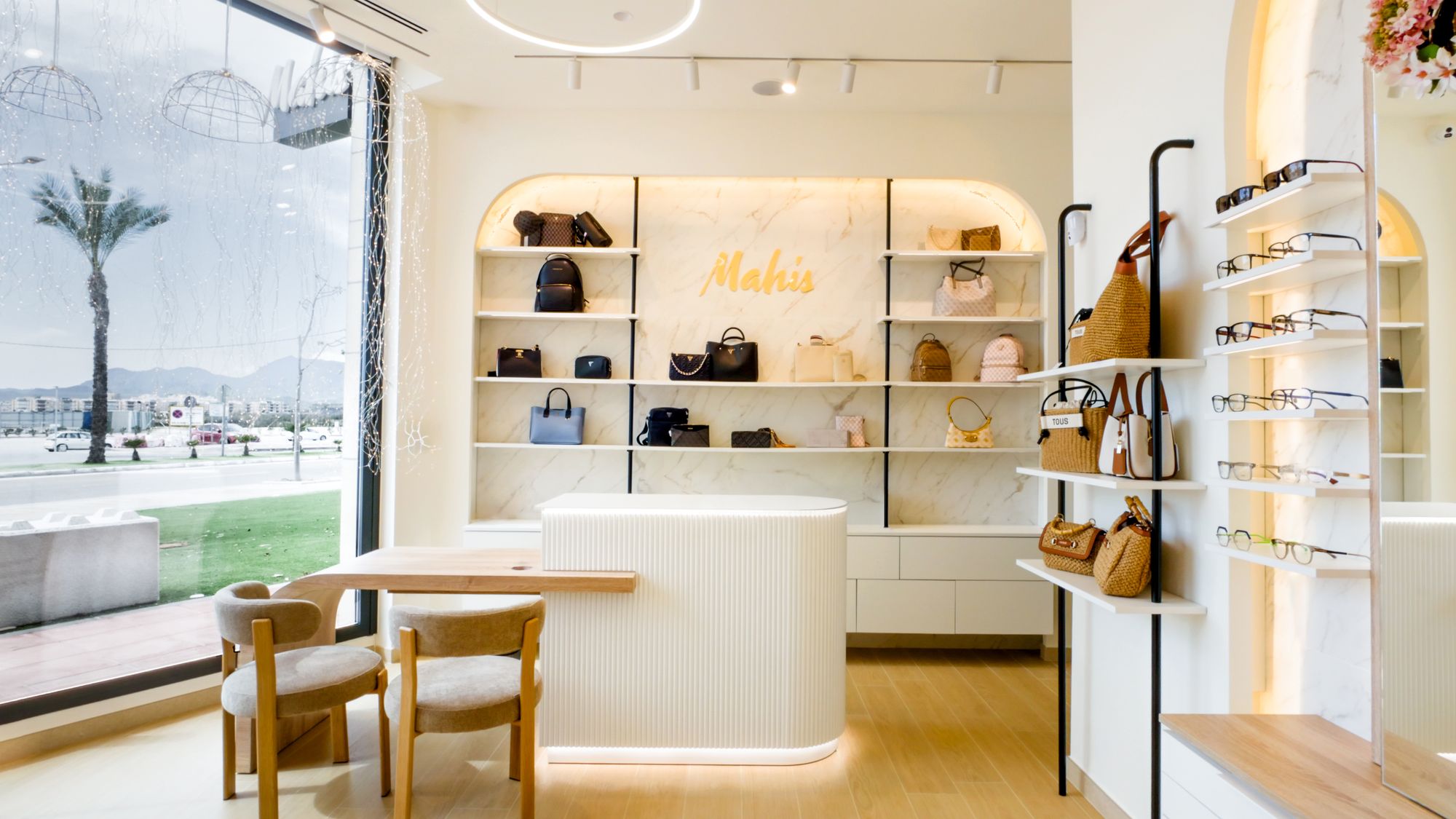 Boutique Mahis — Detalle de materiales