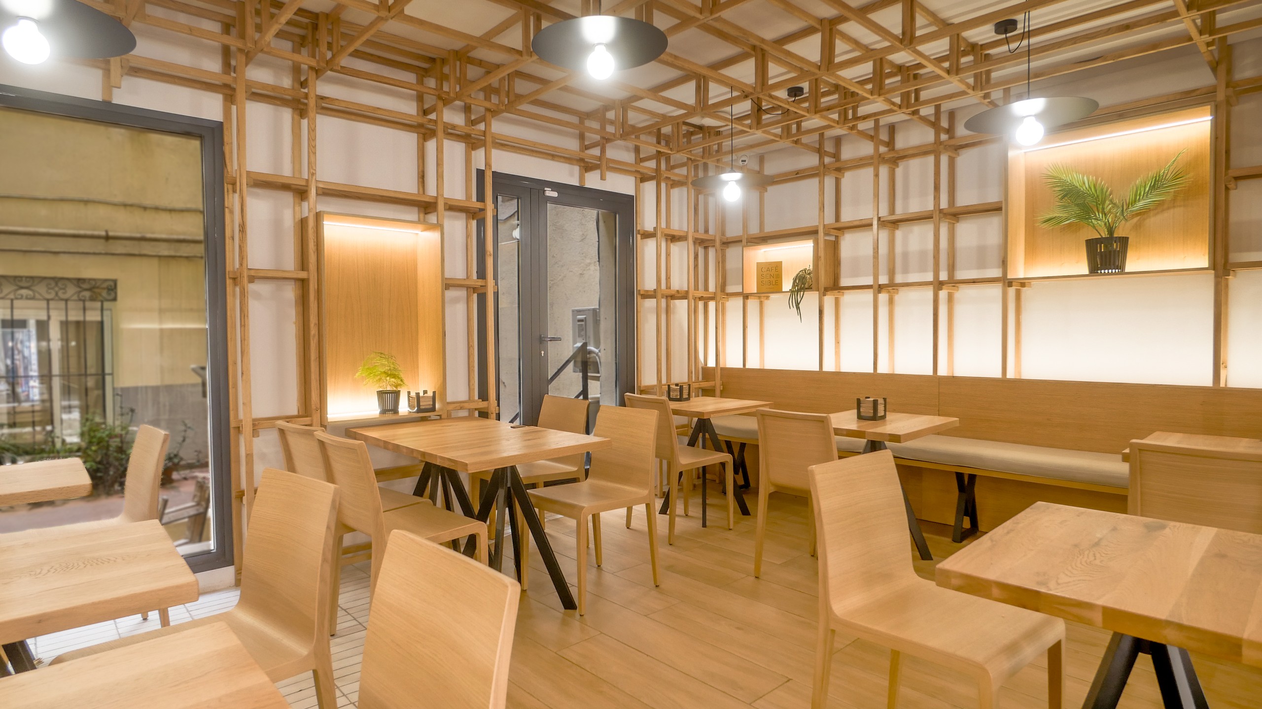 Zeriss Coffee — detalle del mobiliario a medida